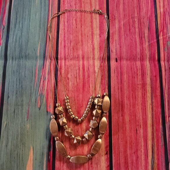 💍Silvertone Beaded Necklace - Picture 4 of 4